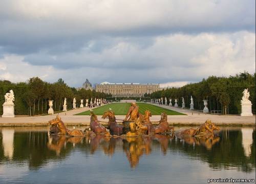 Версаль во Франции парк дворца