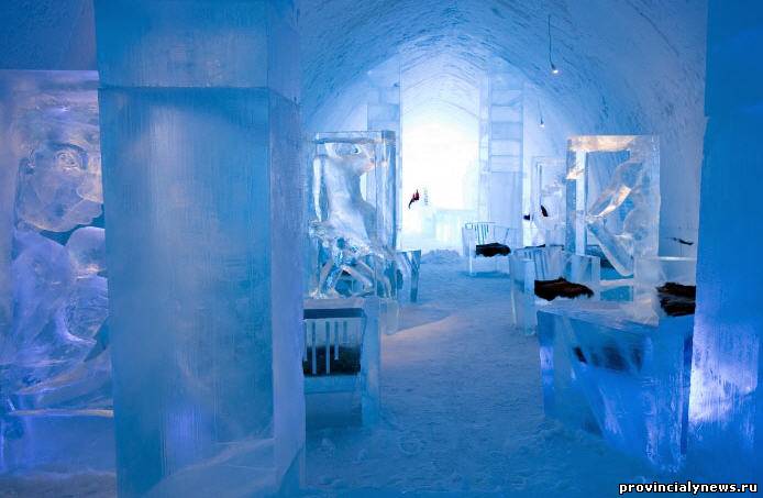 необычный отель изо льда