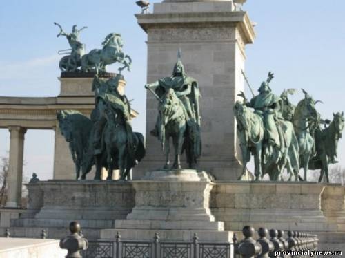 площадь героев будапешт